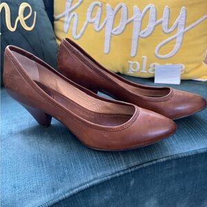 Brand New FRYE Pumps
